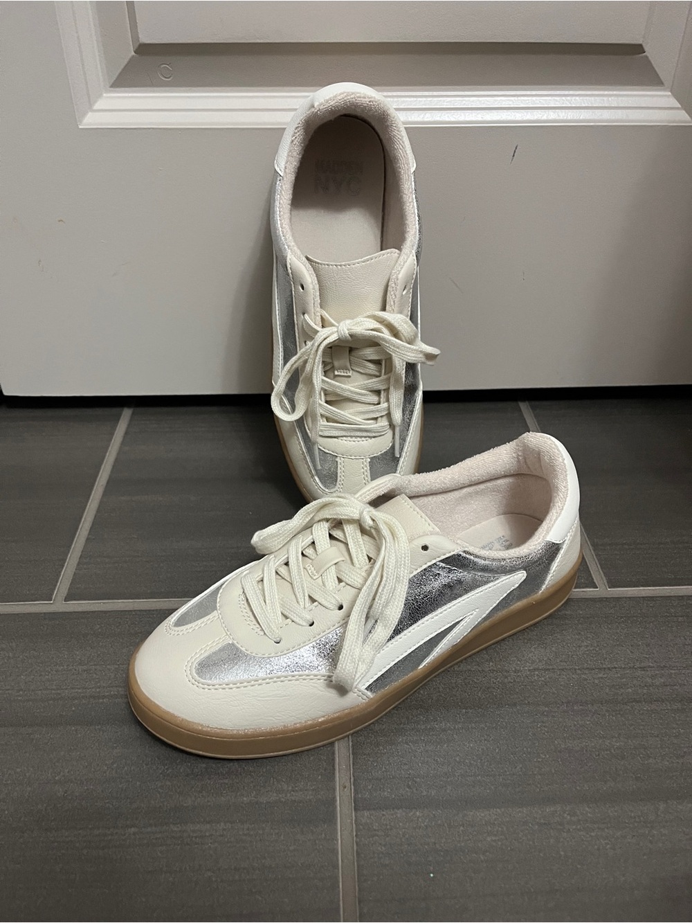Cream Sneakers with Silver Metallic Accents